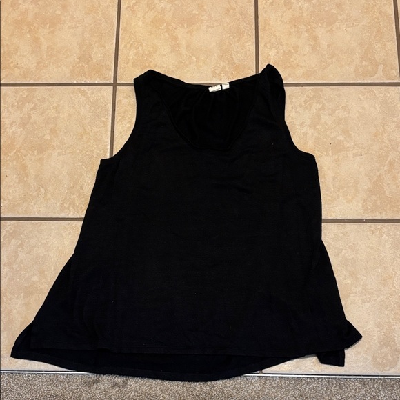 GAP Tops - GAP Women's Black Tank Top